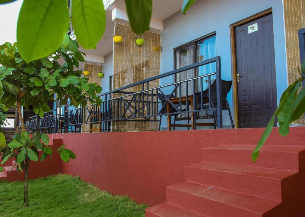 Silver Waves And Resorts 3*